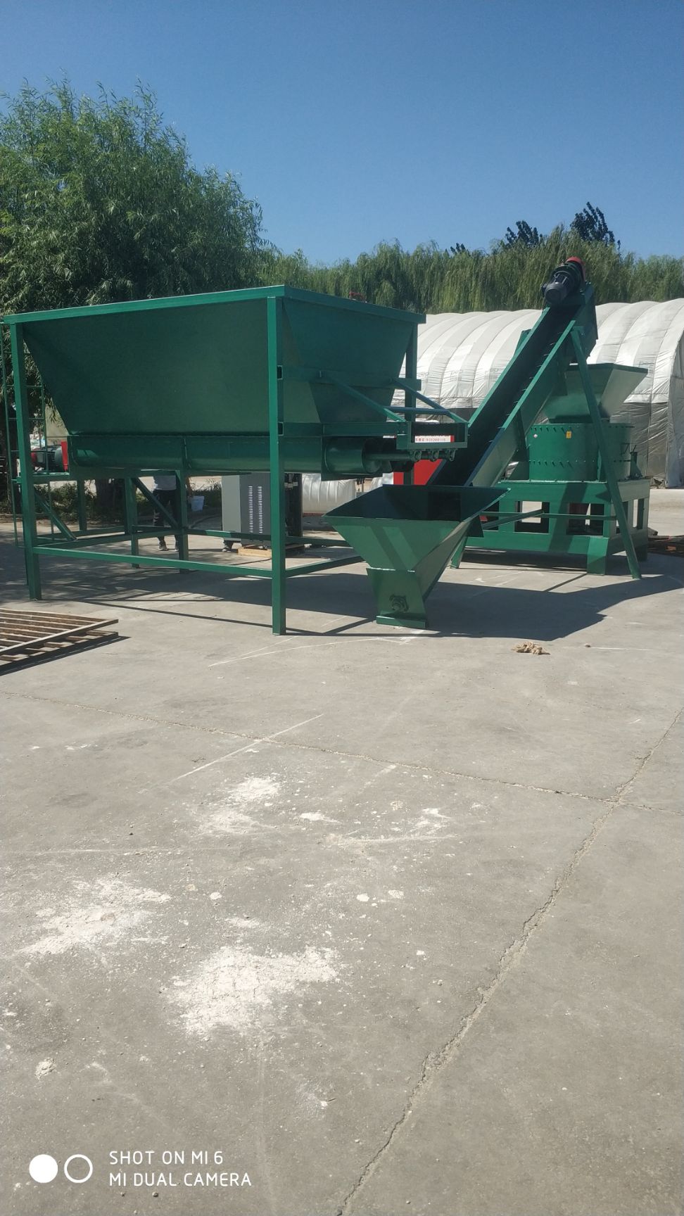 饲料粉碎机  八鹰立式多刀式全株玉米高湿玉米精细化粉碎机发酵用于畜禽养殖