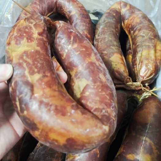 乌鲁木齐马肉肠子  熏马肠 马肠子新疆哈萨克族特产美食