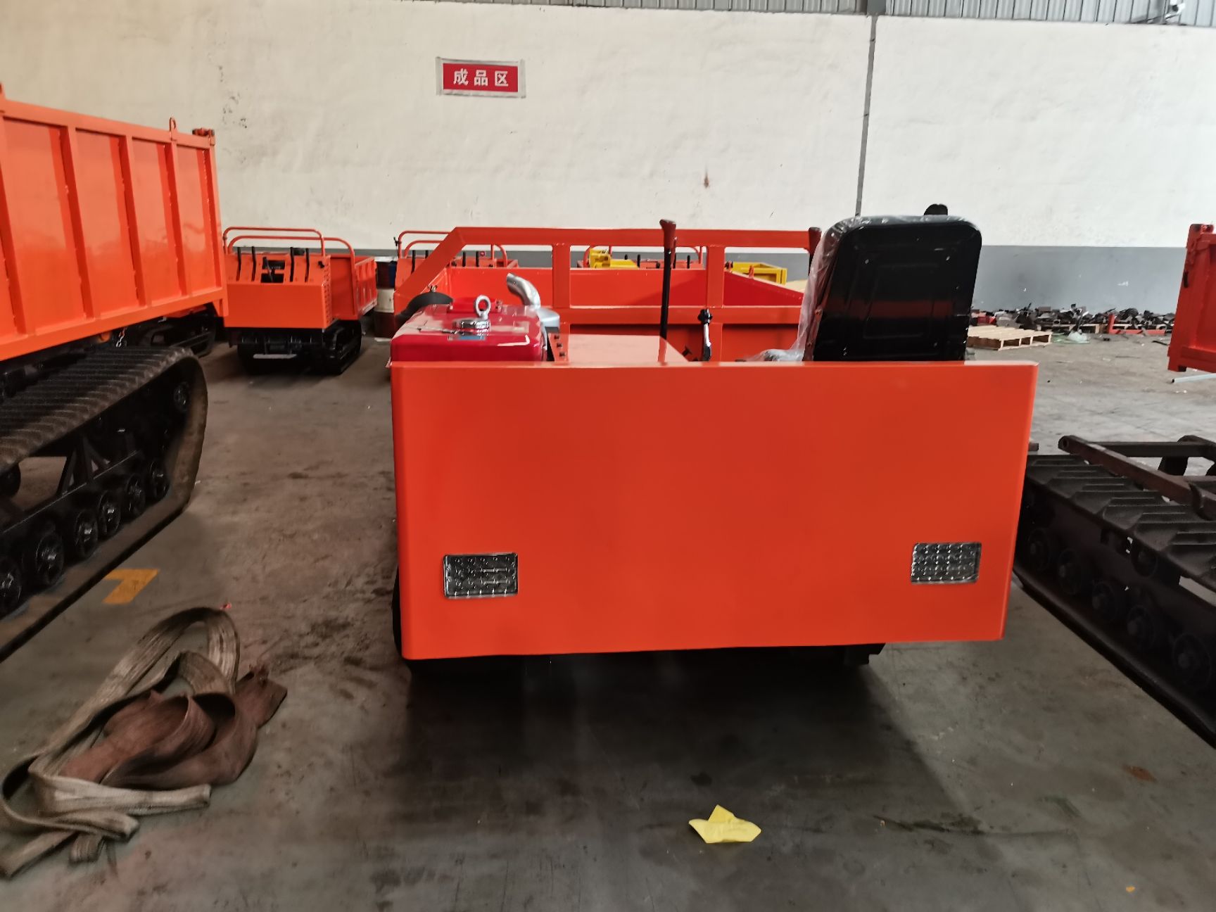 自卸车  爬山虎运输车小型履带式运输车载人农用搬运车 手扶爬山虎