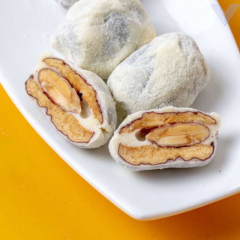 奶酪枣零食西域沙漠红枣有杏心巴旦木仁奶油杏仁夹心枣奶网红奶枣