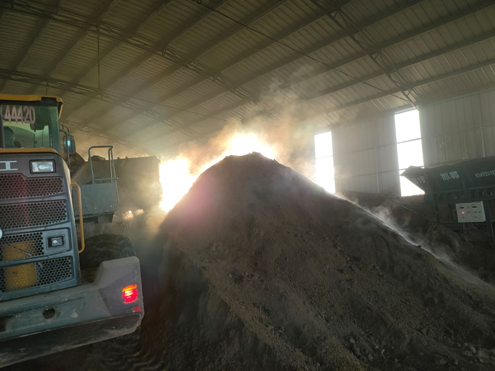  本公司常年出售发酵纯羊粪