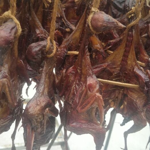 犍为县腊鹌鹑  烟熏鹌鹑    四川土特产