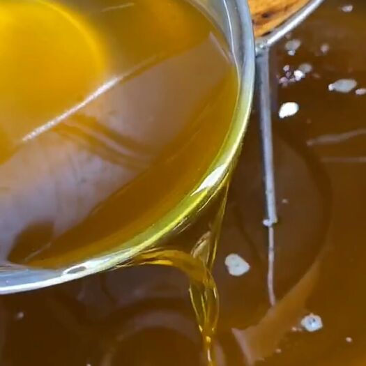 株洲农家山茶油，纯正茶籽油，茶油，现榨现接！