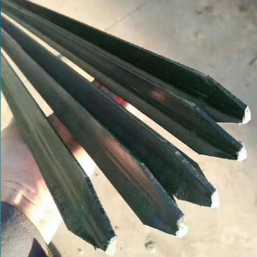 安平县Y型立柱牛栏网柱实心柱护栏立柱