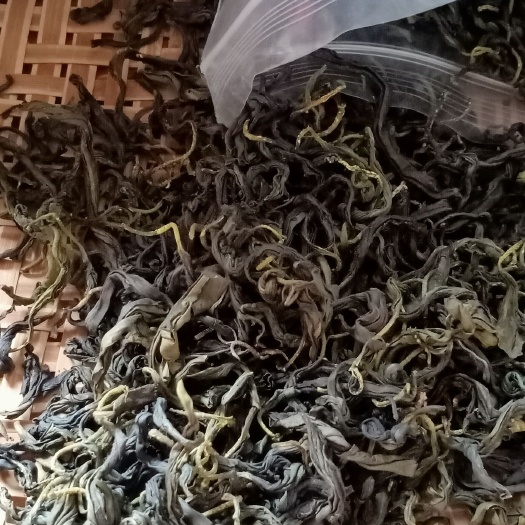 平乐县高山野生茶  高山石岩茶 ，养颜之功 ！ 适合中老年人 ！