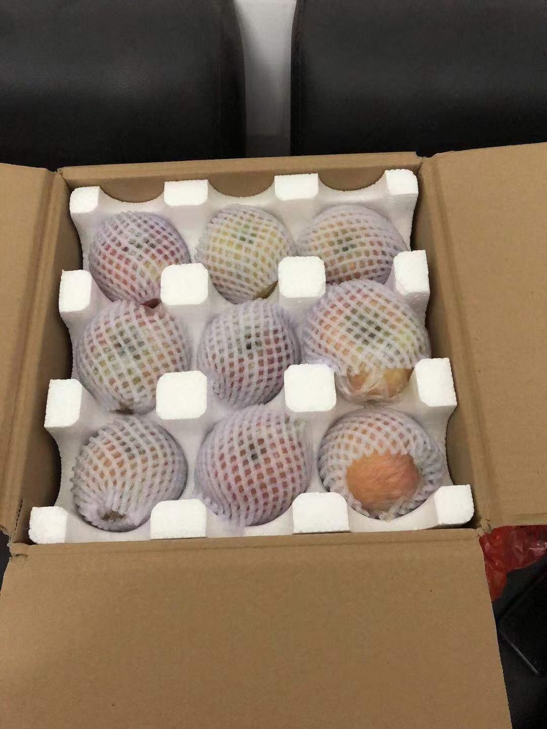 山西冰糖心丑苹果产地直供一件代发包邮
