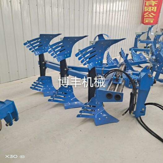 禹城市液压翻转犁栅条犁拖拉机带动