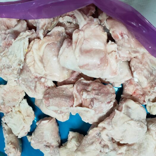 平度市鸡肉类 有各类规格带骨上腿100下 100-140 140上等