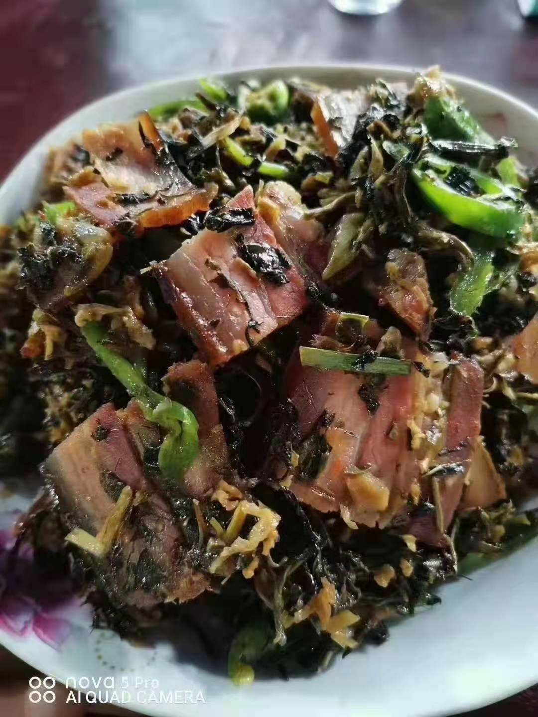 猪肉  正宗镇巴腊肉·五花肉，猪蹄肉排骨，后墩肉