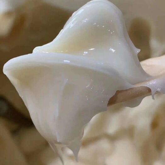 饶河县东北黑蜂蜂蜜椴树蜜椴树雪蜜