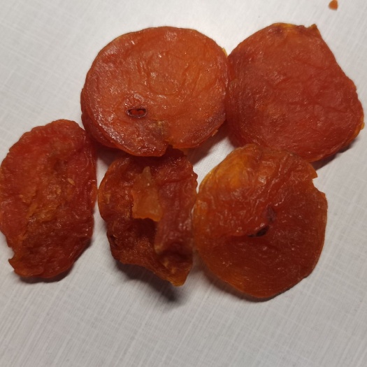 承德杏干  酸甜可口，承德地区土特产