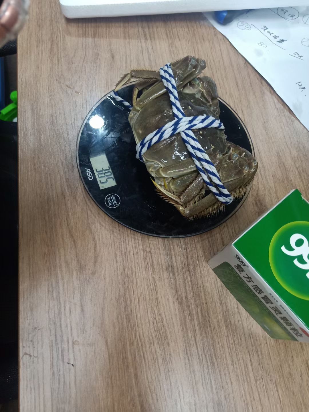 生态大闸蟹  大闸蟹，人工放养，自然生长，只只足两