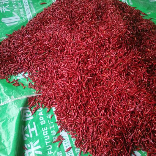 临颍县三樱干辣椒  自产自销三鹰朝天椒干辣椒，自然风干，