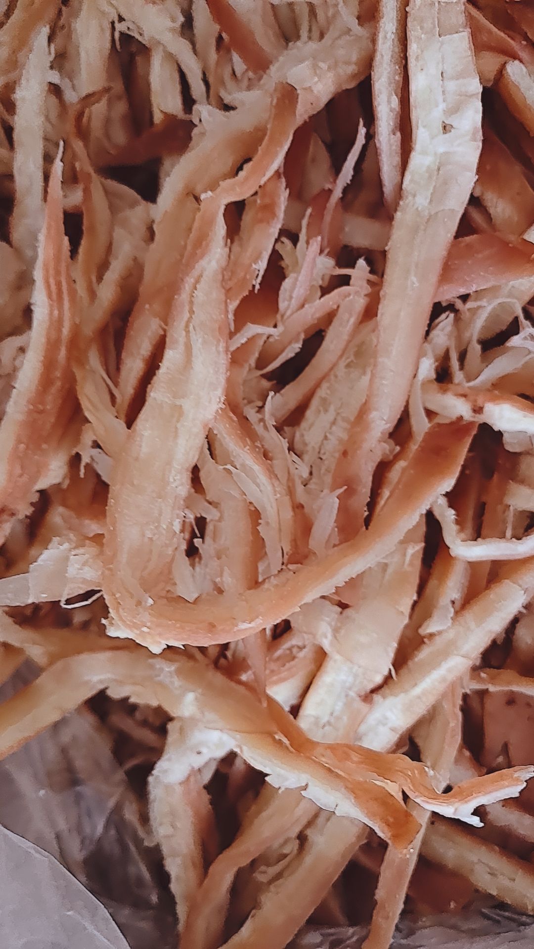 手撕鱿鱼  鱿鱼丝，鱿鱼片，鱿鱼条！大量有货，可以即食的
