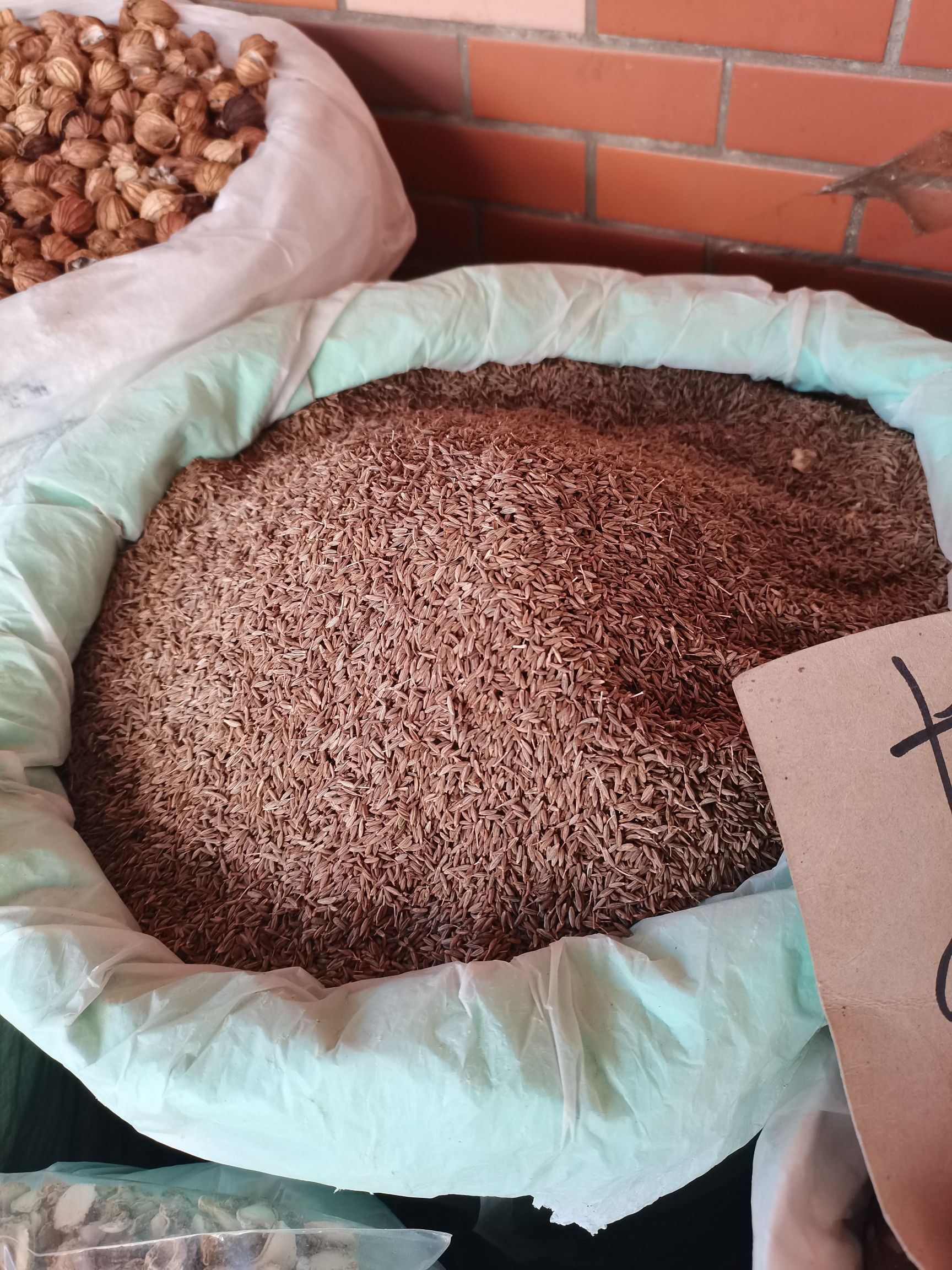 玉林新疆孜然，欧标孜然，精品孜然，‘大货供应，批零兼营，价格优惠