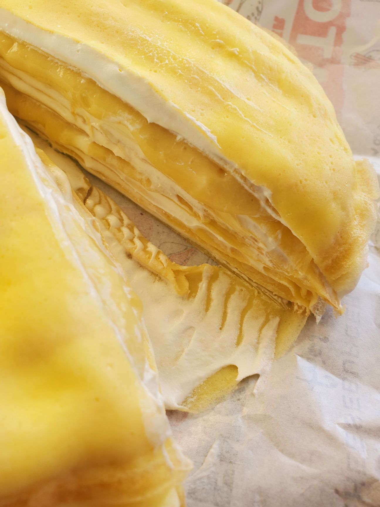  网红榴莲千层蛋糕，八拼蛋糕，冰乳酪，海盐蛋糕等各类网红产品