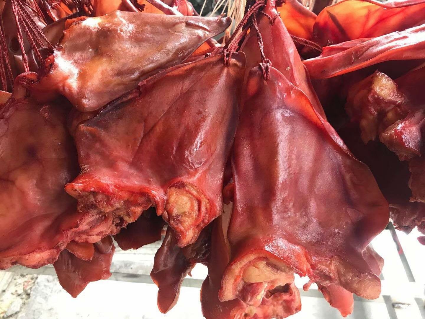 腊猪舌  腊猪拱嘴，腌腊制品，江湖地摊，展销会销售产品