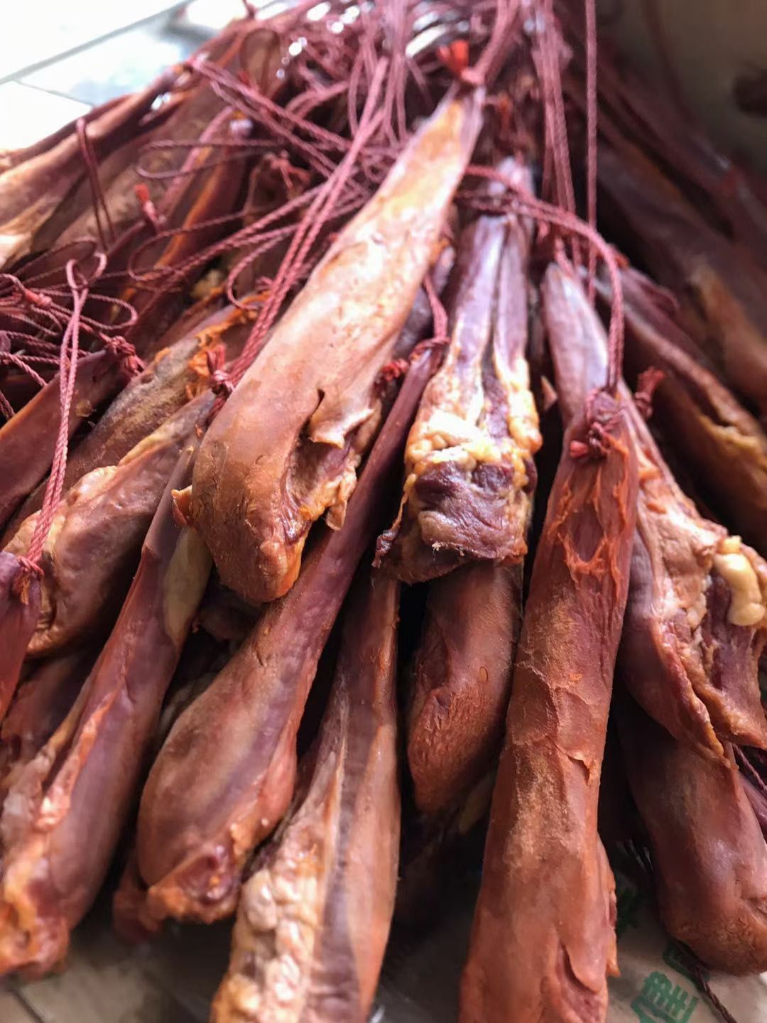 腊排骨  腊肉，农家腌腊，江湖地摊，展销会销售产品