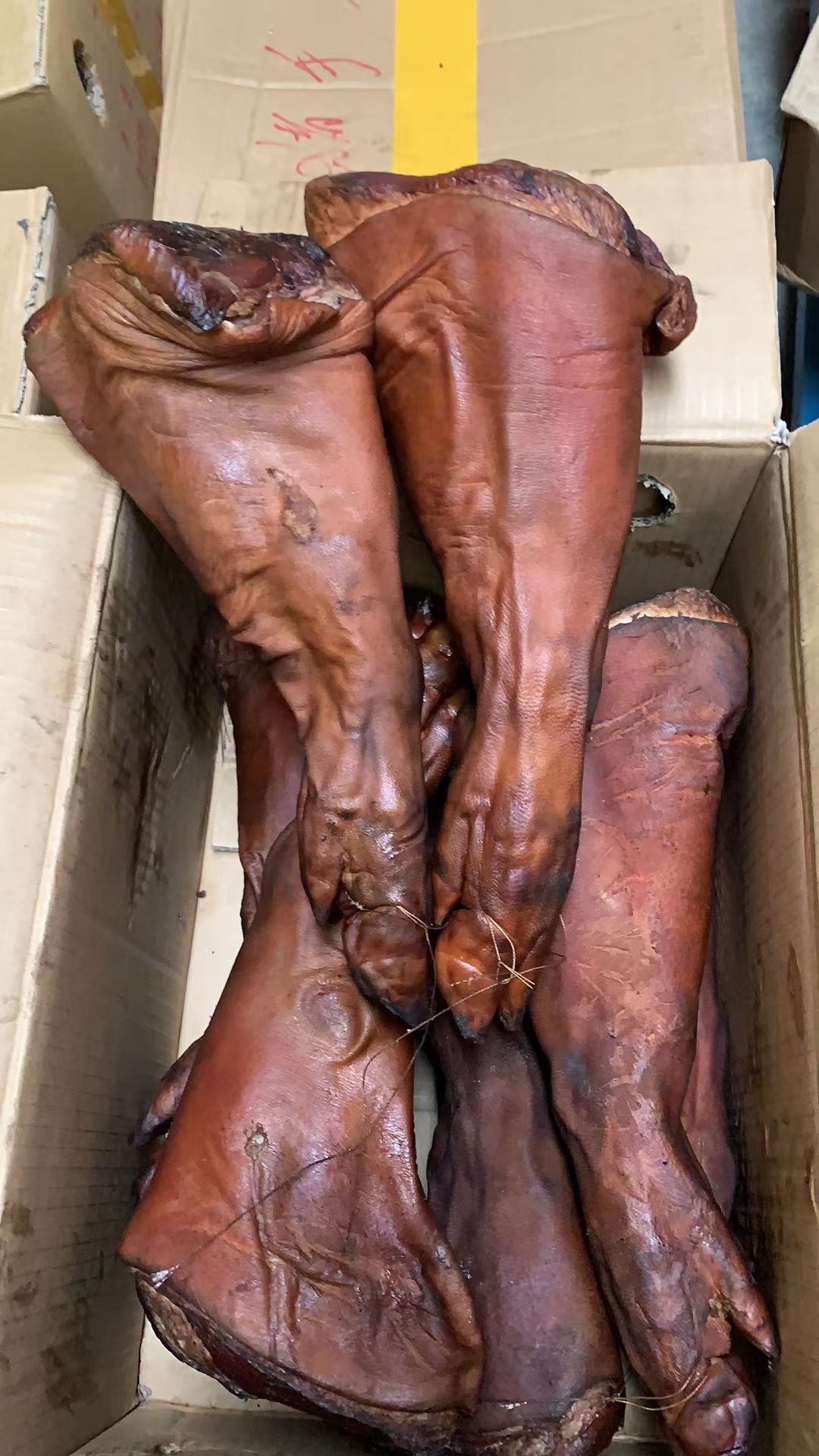 腊猪脚  腊猪蹄，烟熏腊肉，江湖地摊，展销会，景区农家乐销售火爆产品