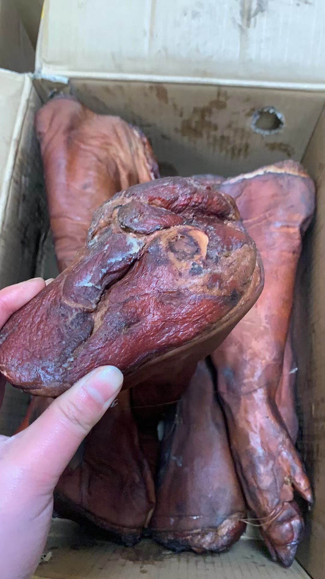 腊猪脚  腊猪蹄，烟熏腊肉，江湖地摊，展销会，景区农家乐销售火爆产品