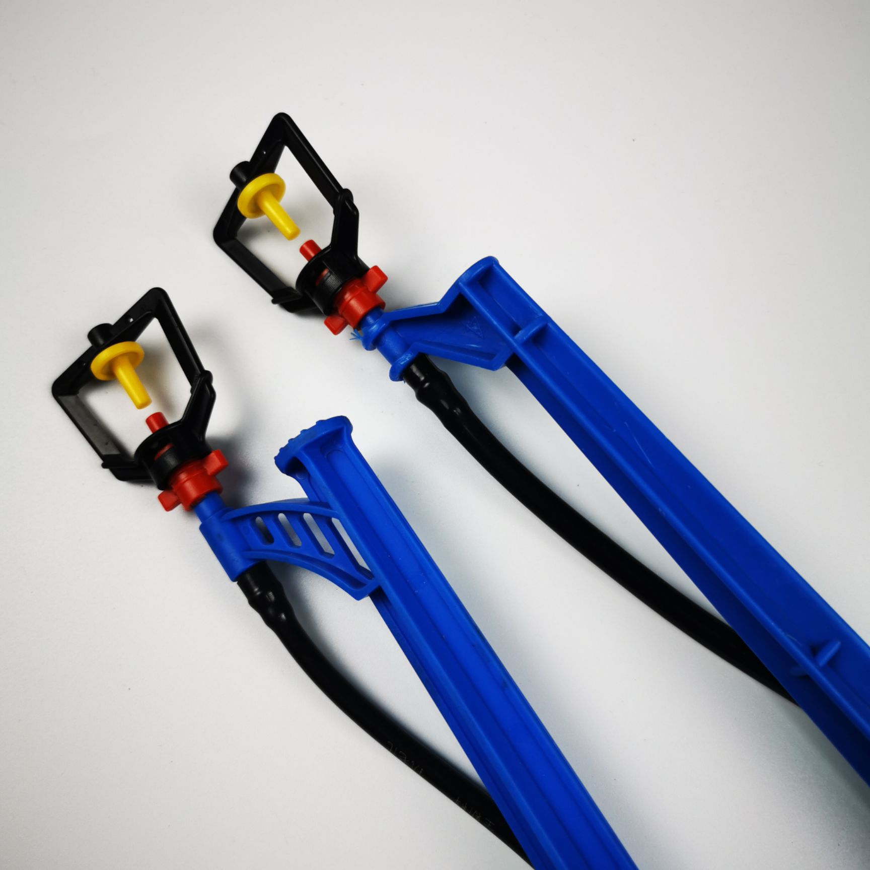 喷头   地插微喷，常年供应，喷洒均匀量大优惠  喷头