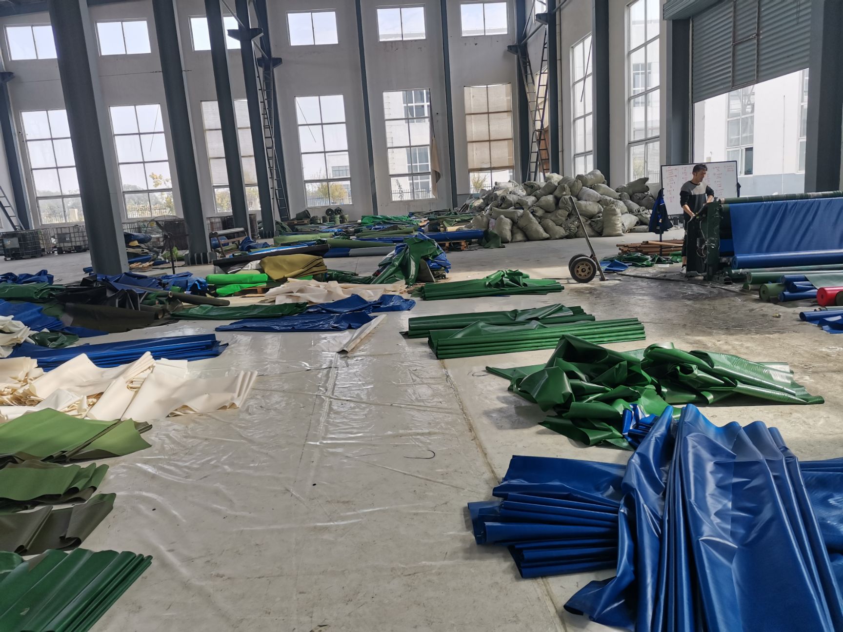 水产养殖箱  水产养殖网箱 养殖水箱，厂家直供，价格优势，刀刮布水箱，原布