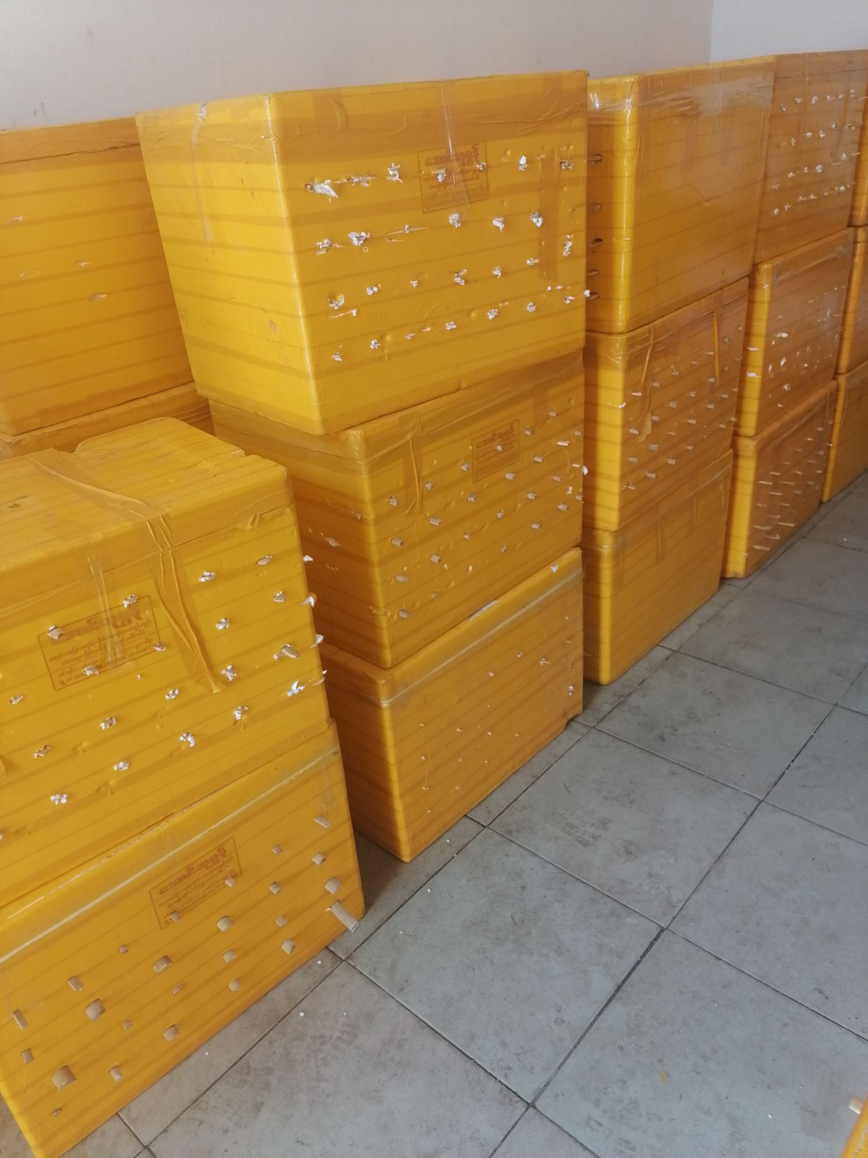 野蜂蜜  一手货源云南高山天然小挂蜜蜂蜜