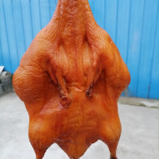 彭州市 九尺板鸭，有麻辣，五香两种，地摊江湖货。