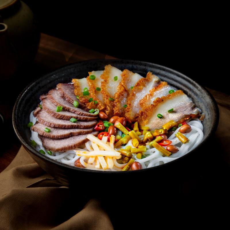 猪肉类  锅烧肉脆皮锅烧肉桂林米粉螺蛳粉配菜/量大优惠