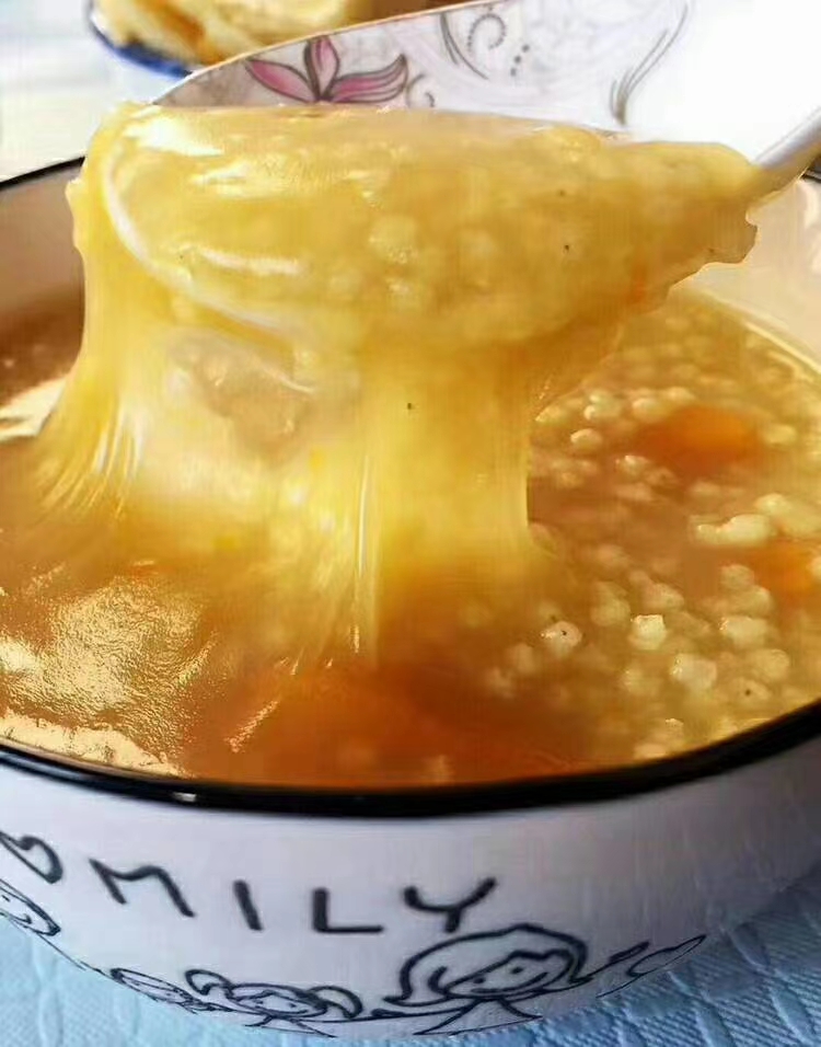 有机小米 沂‎蒙山‌有机黄‌小米口感细腻，粘稠度高，米香自然五斤布袋装