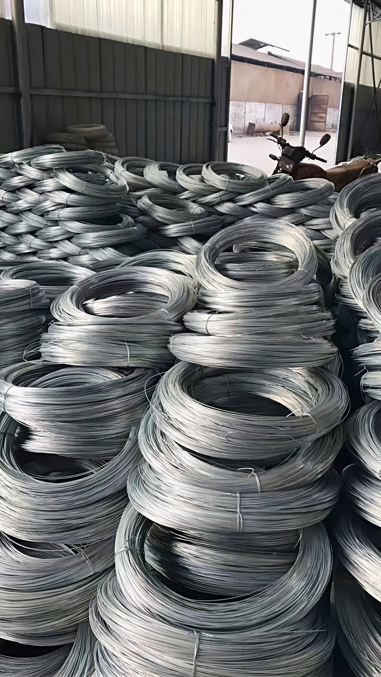 钢丝 热镀锌钢钢绞线:葡萄、百香果、猕猴桃、火龙果、吊瓜架线