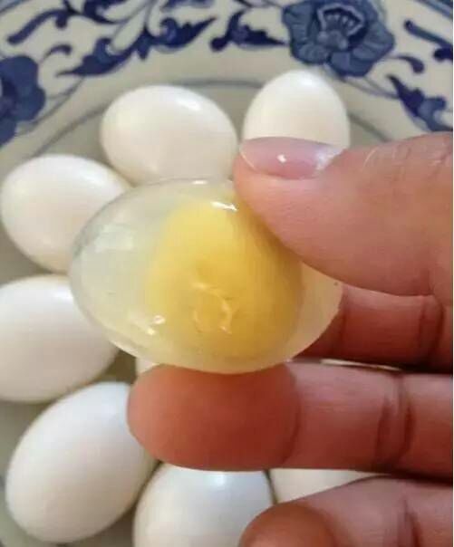 高邑县银羽王鸽子蛋 食用 箱装 