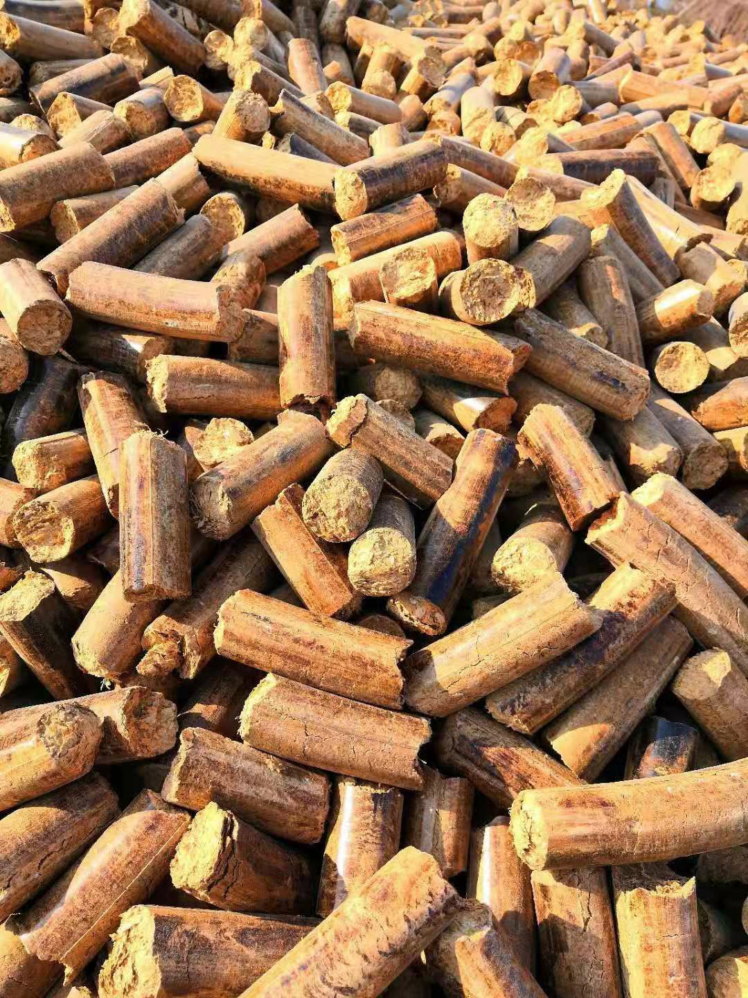 燃料  稻壳颗粒——生物质颗粒 它是由黑龙江水稻和五常水稻出