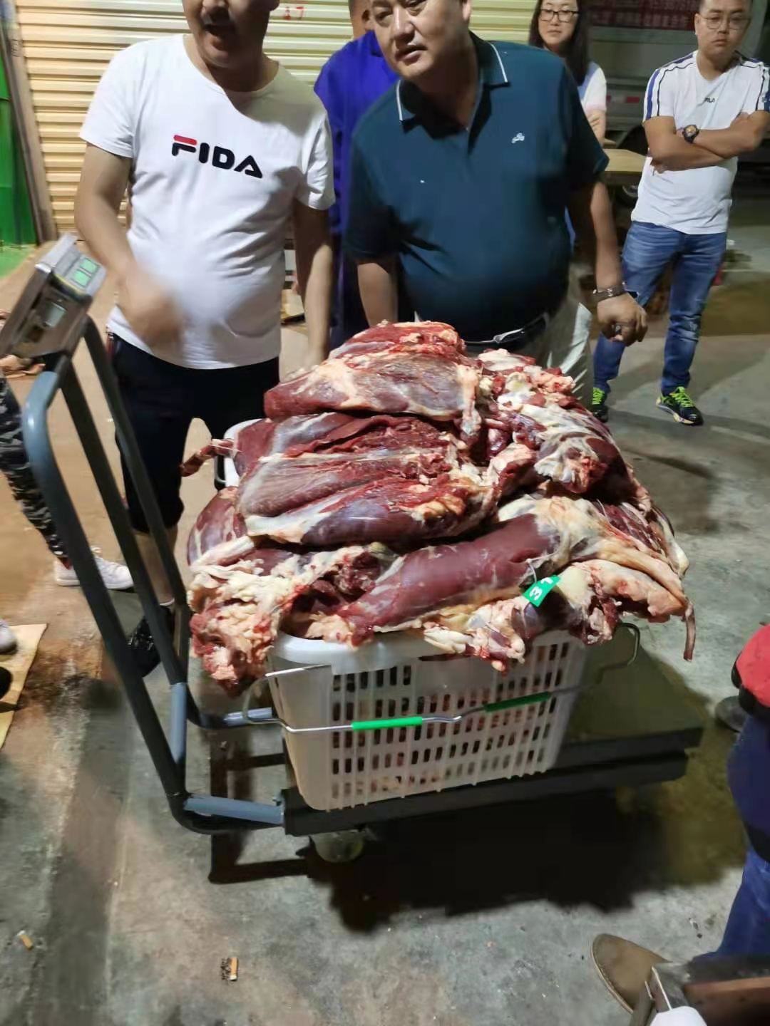 牛肉类  诚康牛肉四分体、十六分体、新鲜牛肉！景洪屠宰场直销、长期稳定