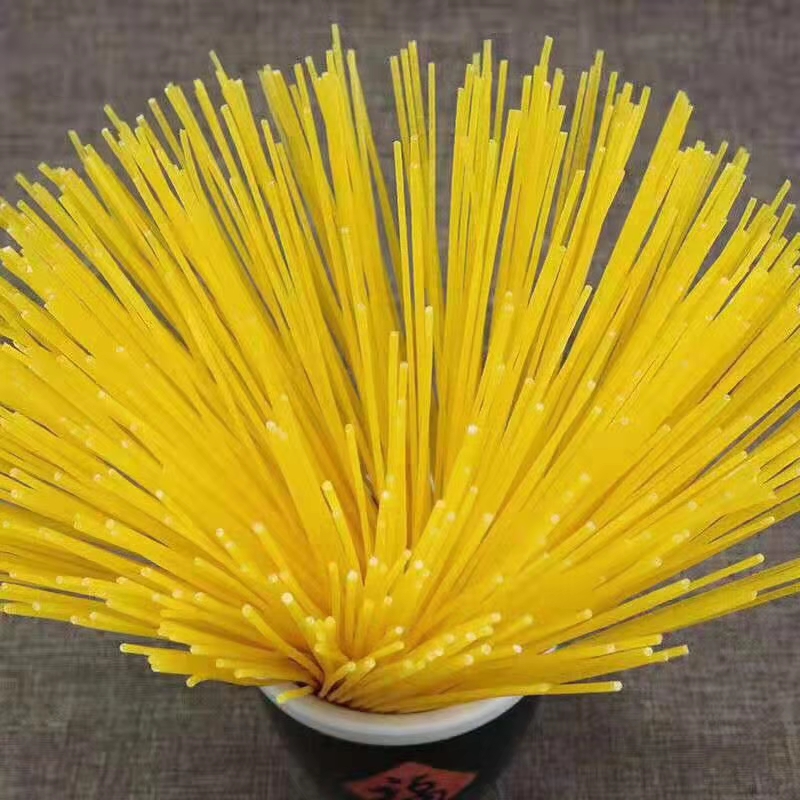 面条  东北玉米面，滑滑的感觉超好吃