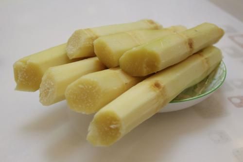 广西甘蔗，产地直销，水分多多，香脆甜可口