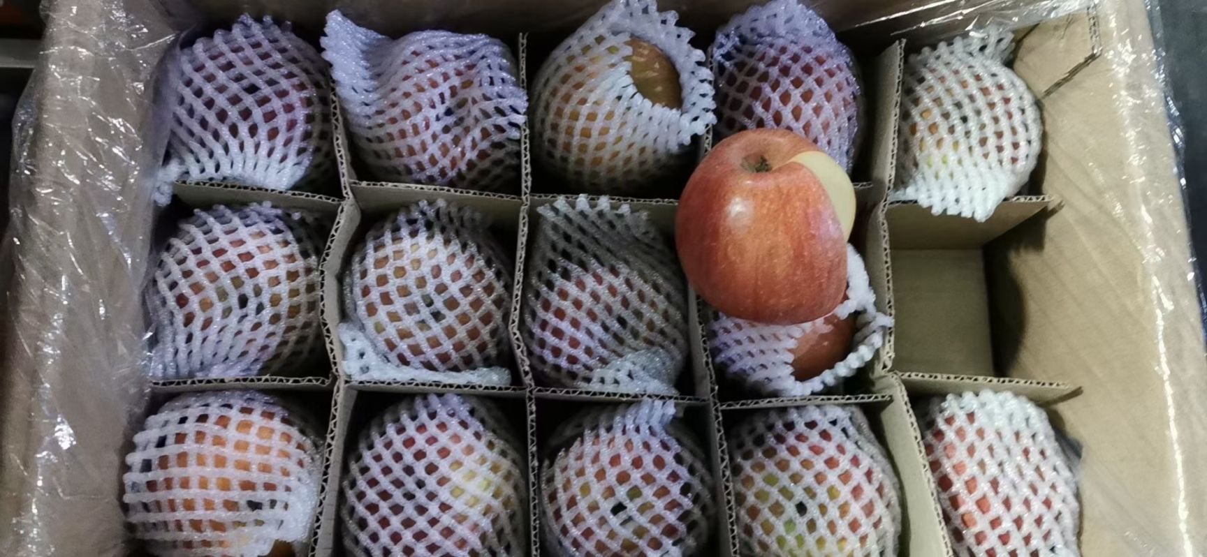 红富士苹果 山西冰糖心苹果 脆甜可口