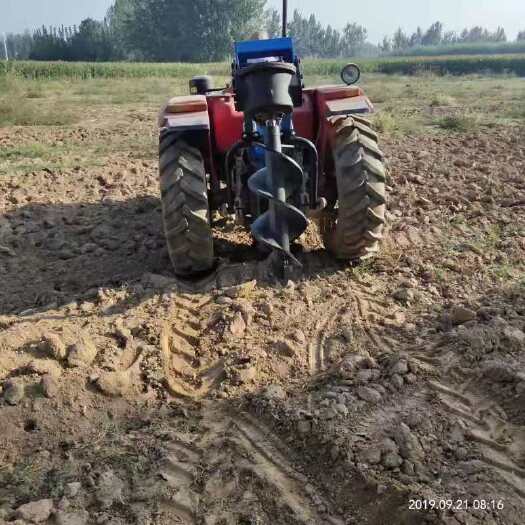  大型种树挖坑机植树挖坑机打眼机四轮拖拉机栽树打洞机打孔机