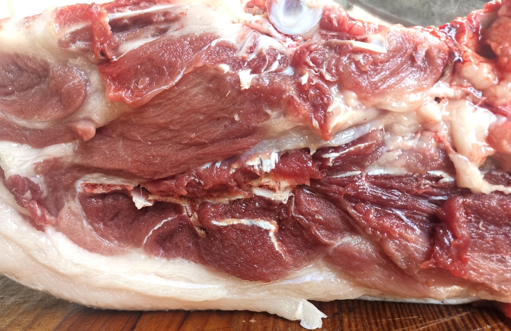 土猪肉  岭南跑山黑猪