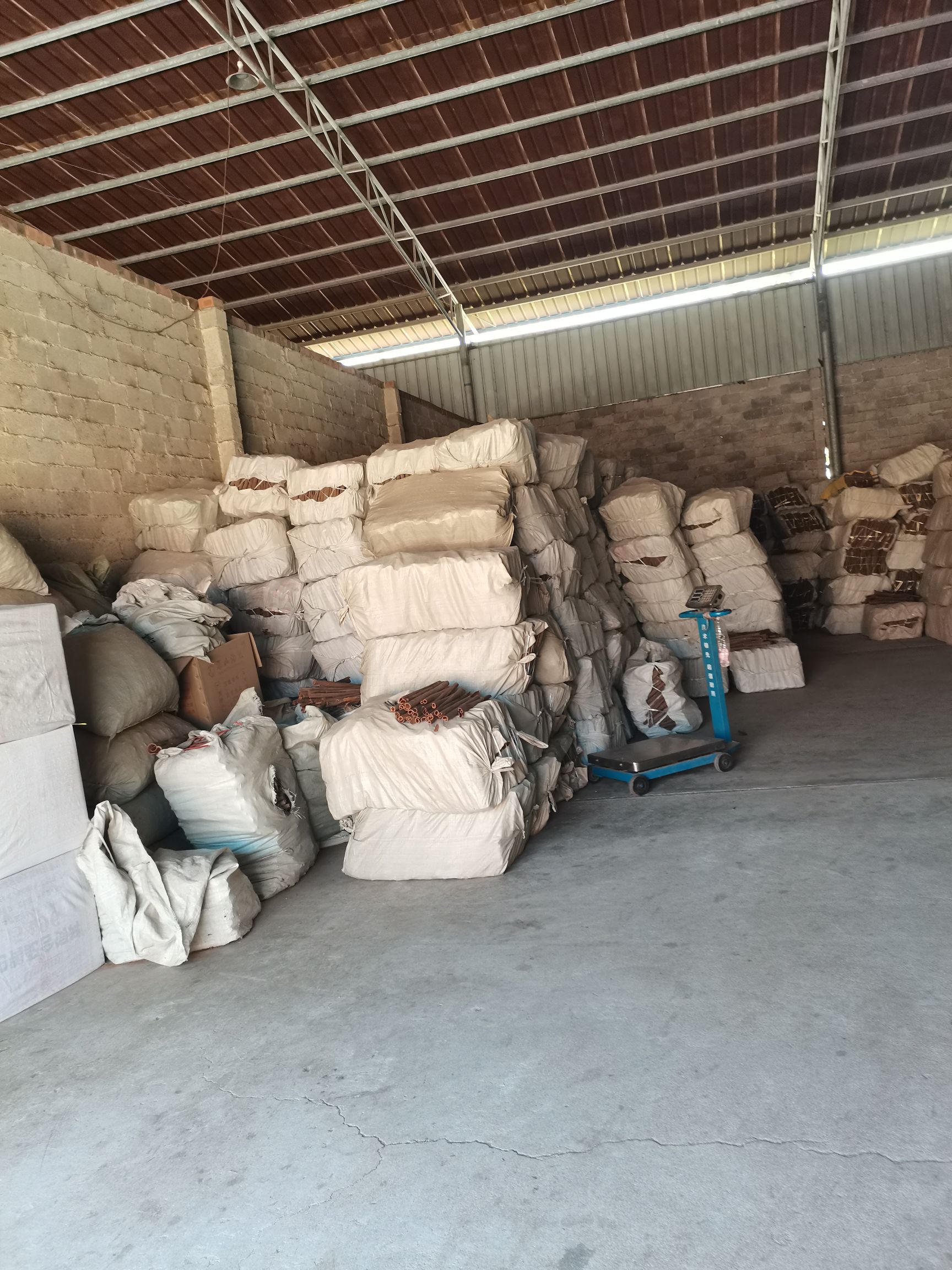 广西桂通防城烟桂精品烟桂桂皮碎大量供应产地直接发货批零兼营