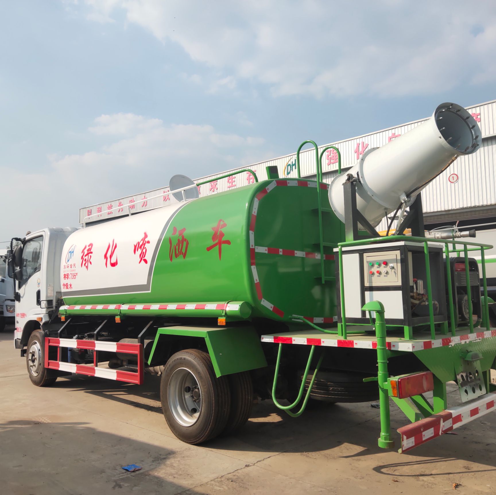  时风吸粪车2立方 农用两用带车厢抽粪车