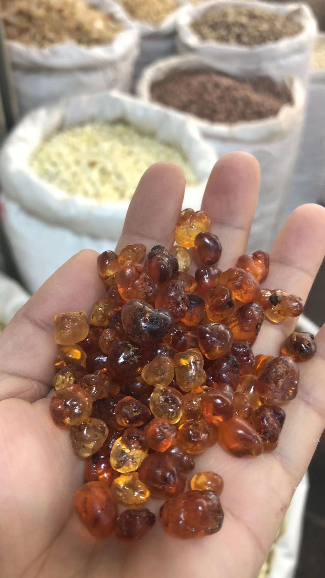 纯-黄桃胶，珍珠胶，平民买得起的植物燕窝，大量供应，批零兼营