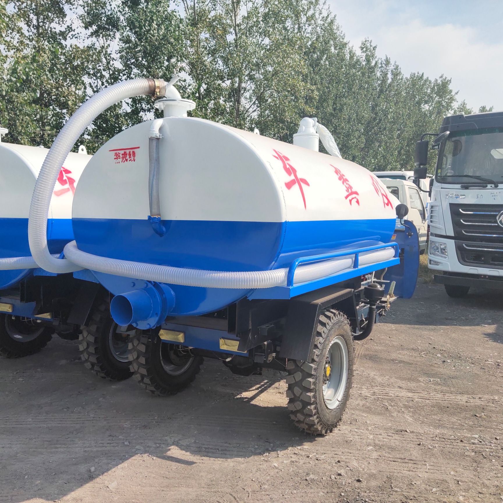 吸粪车厂家各种新款车型价格优惠中！！！