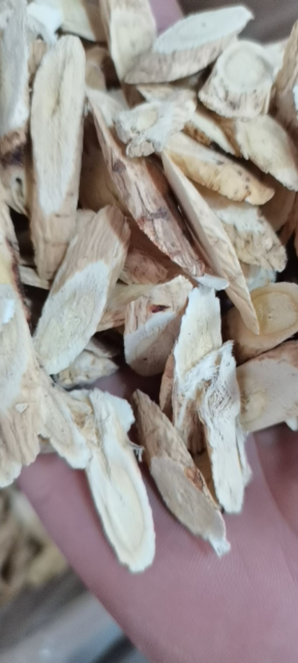 北芪黄芪切片新货无硫各规格齐全批零兼营