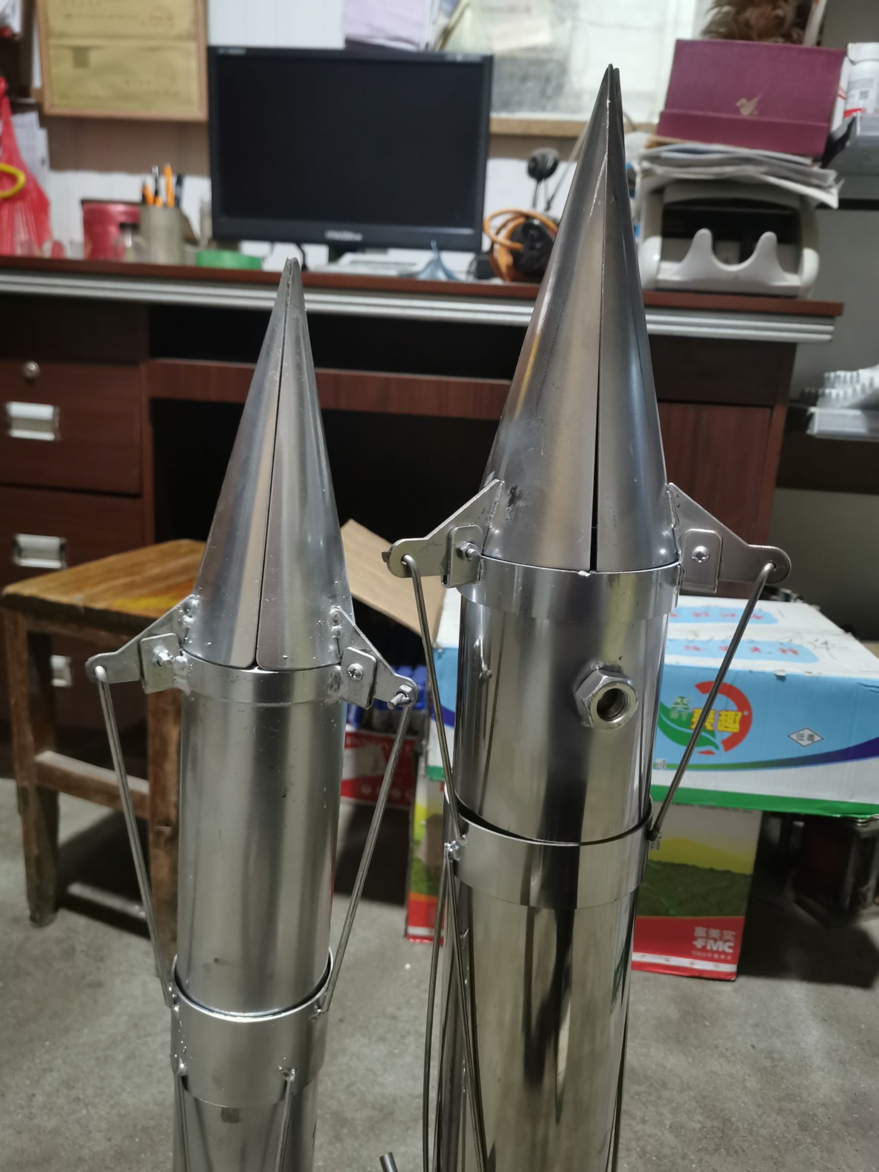 栽苗器  开口片长（17厘米），焊接密合度好，高75公分，适合起垄作物