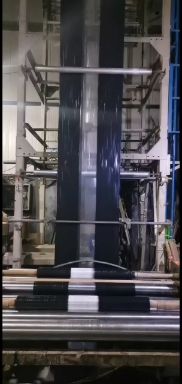  黑白相间地膜，