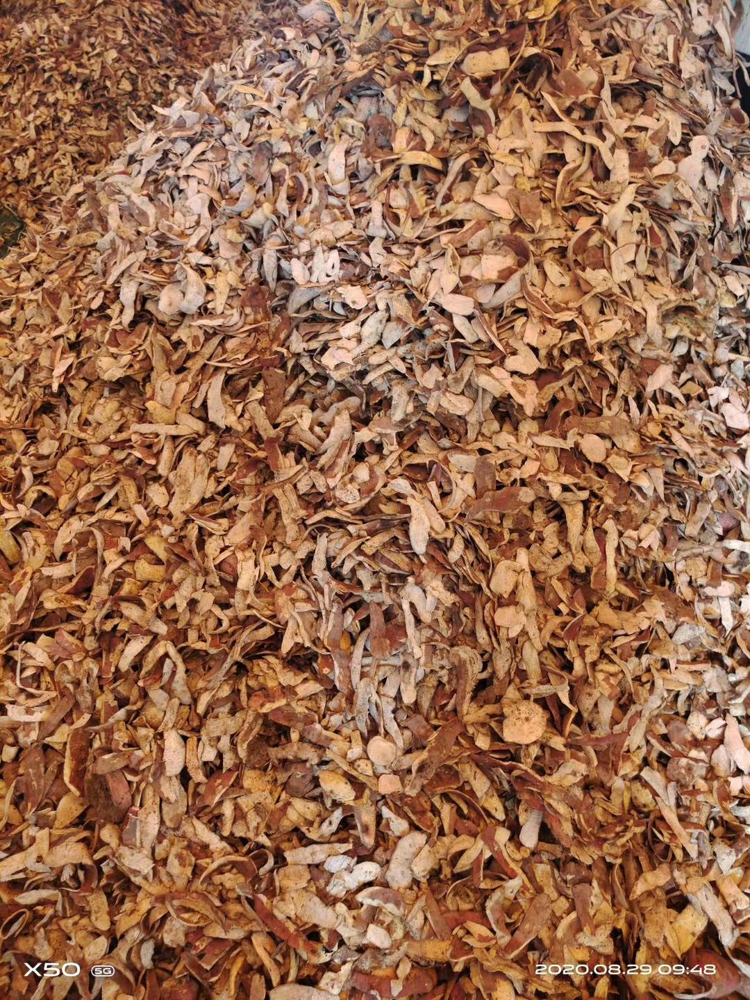 玉米饼饲料  新鲜地瓜皮，干湿地瓜皮都有