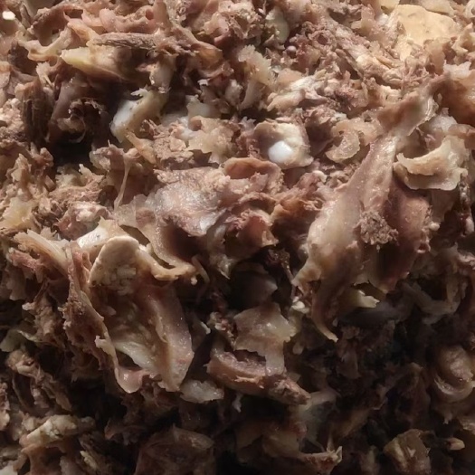 阳信县牛骨  五香整块剔骨肉，熟度高，味美价廉