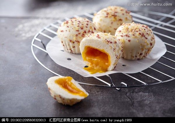 包子  包点之家七彩麦香包