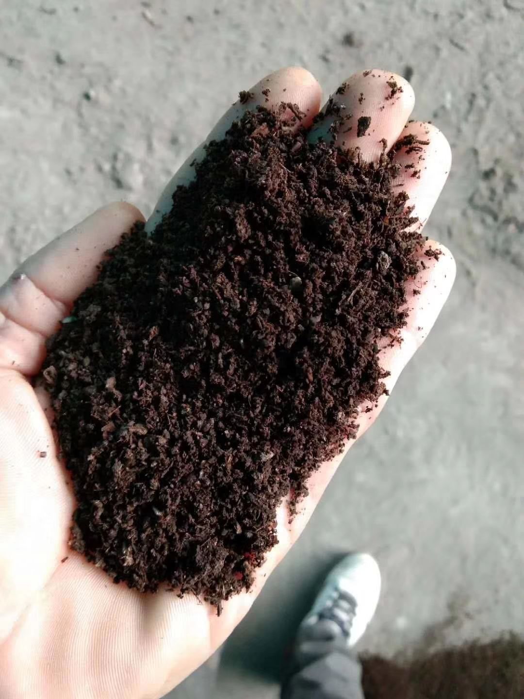 鸡粪  羊粪，兔粪，发酵有机肥
